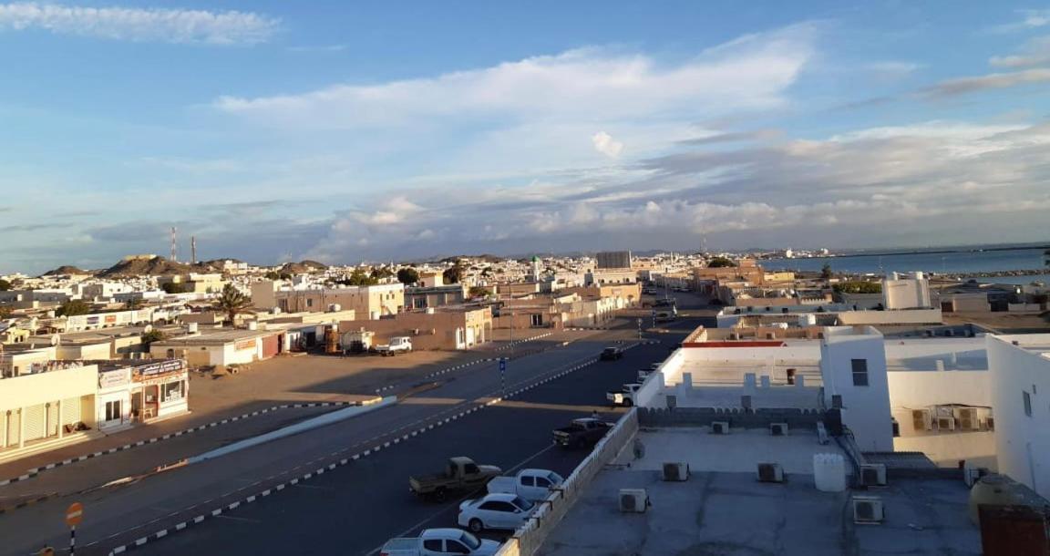 Al Jood Hotel Apartment Hilf Екстериор снимка