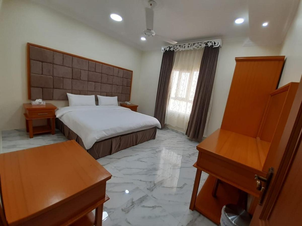 Al Jood Hotel Apartment Hilf Екстериор снимка