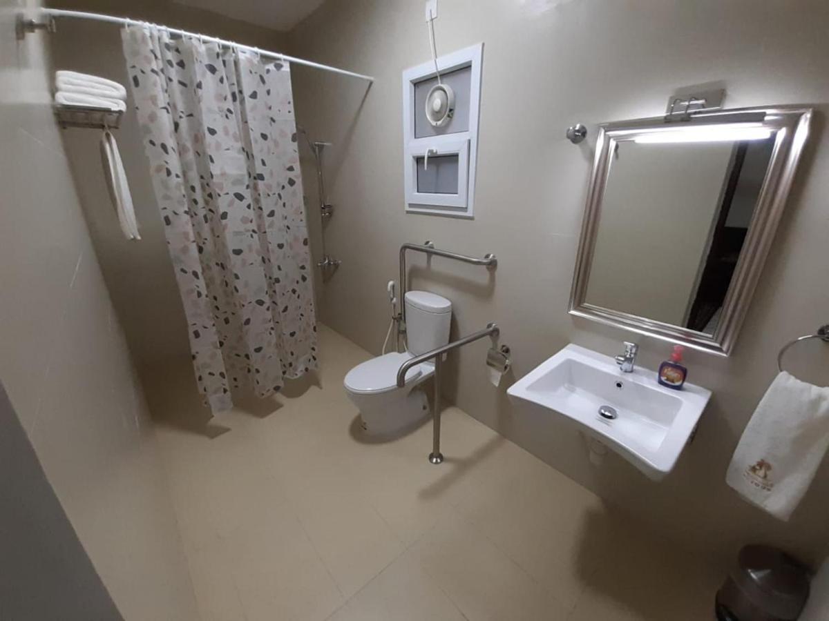 Al Jood Hotel Apartment Hilf Екстериор снимка